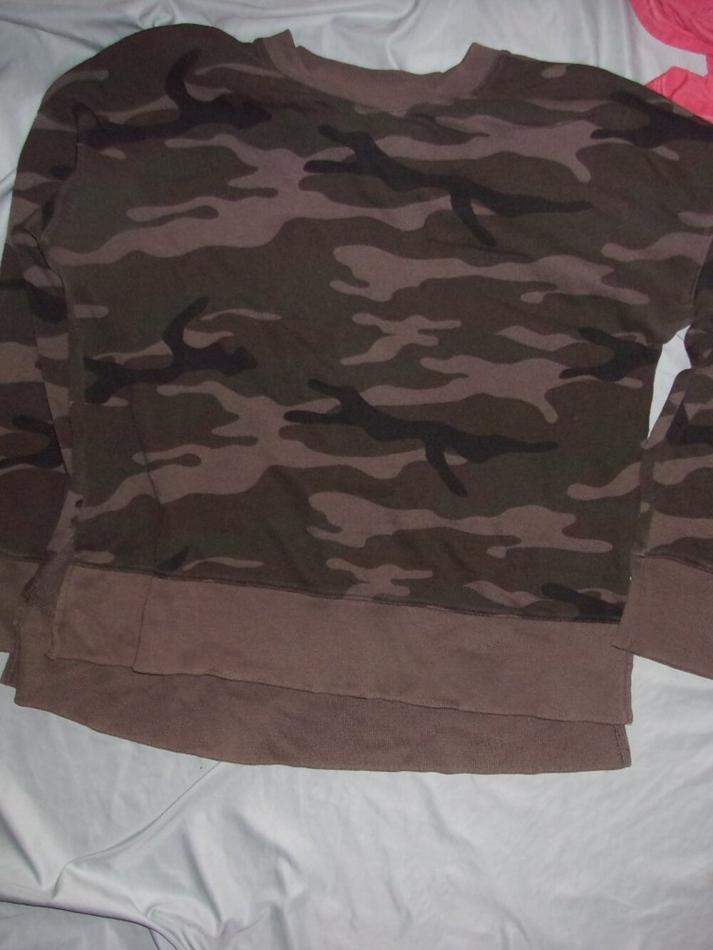 size medium womens green camo shirt outdoor sweatshirt camouflage